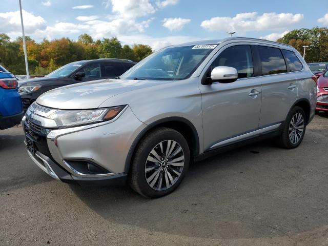  MITSUBISHI OUTLANDER 2019 Серебристый