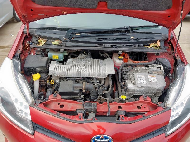 2014 TOYOTA YARIS 1.5 VVT-I HYBRID TREND 5DR CVT