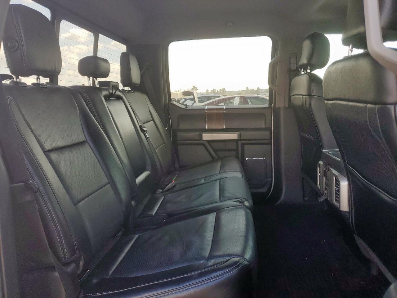 2016 Ford F150 Supercrew VIN: 1FTEW1CG8GFA53636 Lot: 82238225