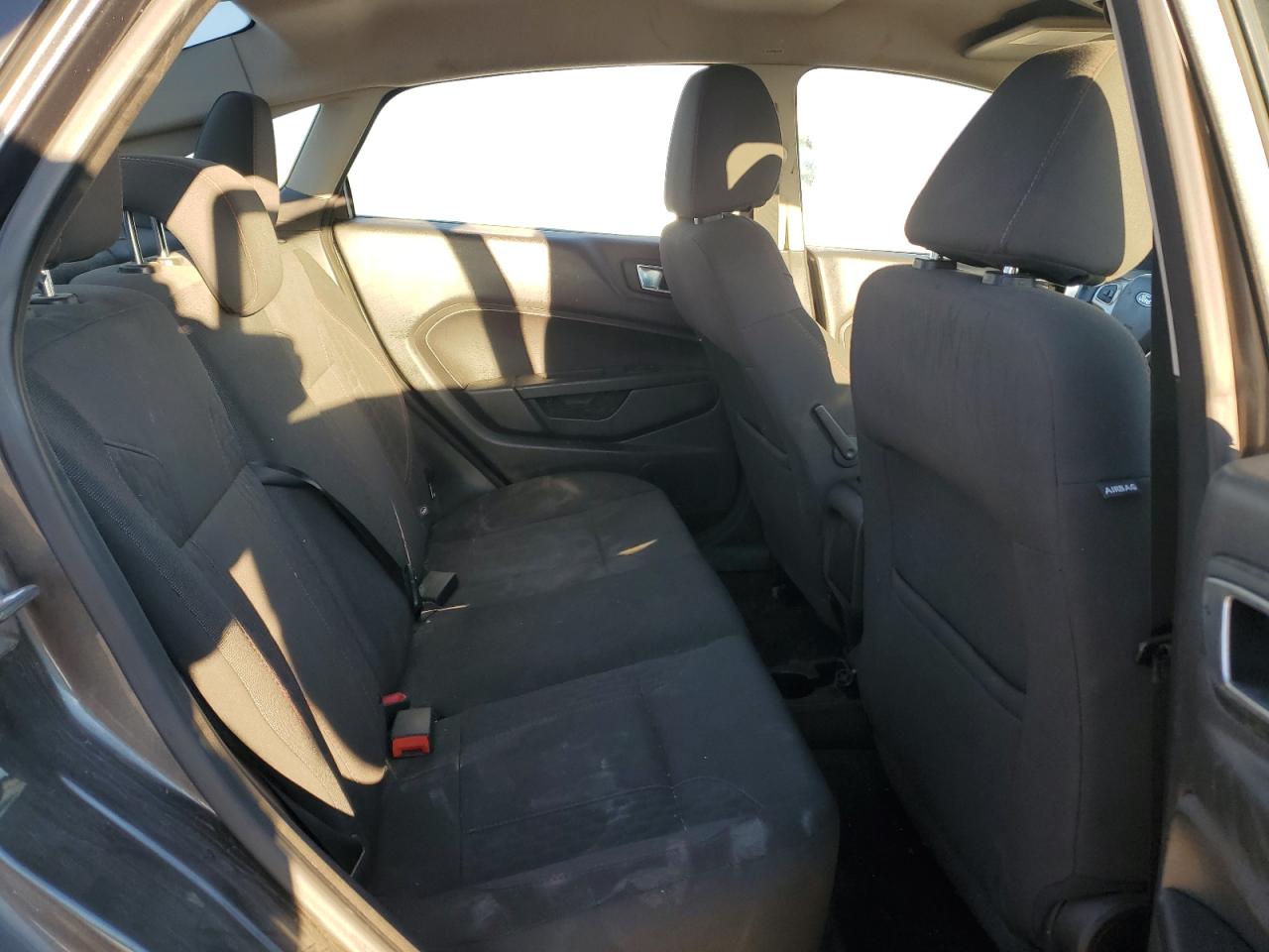 2015 Ford Fiesta Se VIN: 3FADP4BJ5FM197771 Lot: 86111575