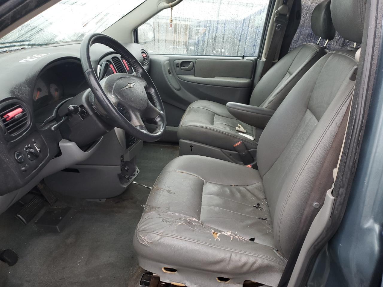 2005 Chrysler Town & Country Touring VIN: 2C4GP54L25R202444 Lot: 90518275