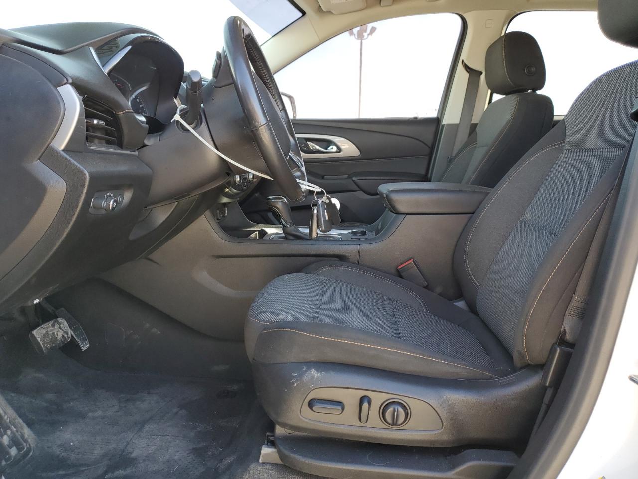 2018 Chevrolet Traverse Lt VIN: 1GNERGKW8JJ237327 Lot: 82377885