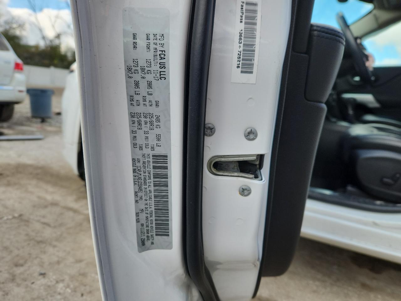 2018 Jeep Cherokee Overland VIN: 1C4PJMJX2JD594051 Lot: 89737785