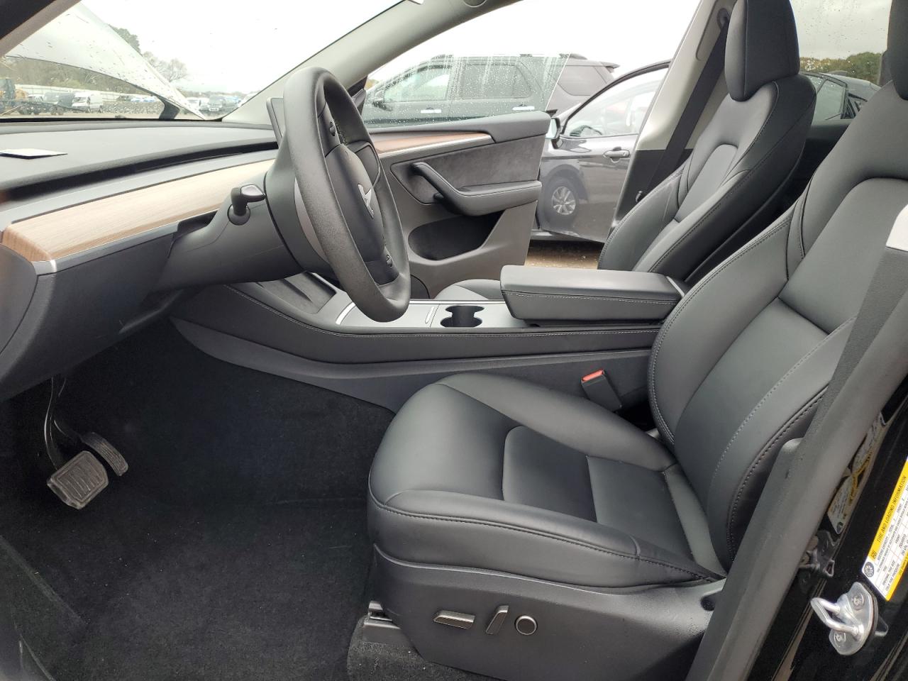 2025 Tesla Model Y VIN: 7SAYGAEE5SF288226 Lot: 90704045