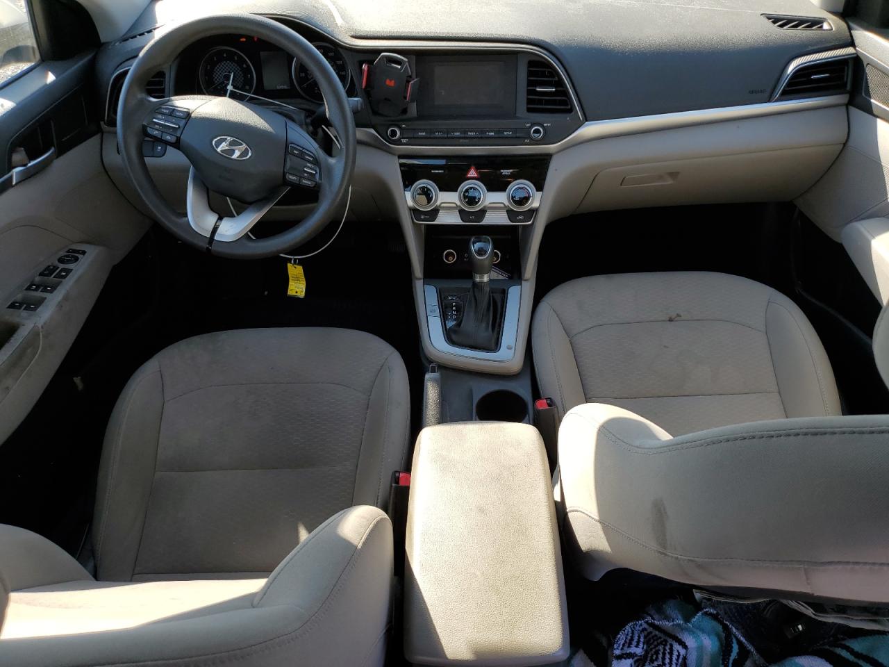 2019 Hyundai Elantra Se VIN: 5NPD74LF4KH493711 Lot: 82445865