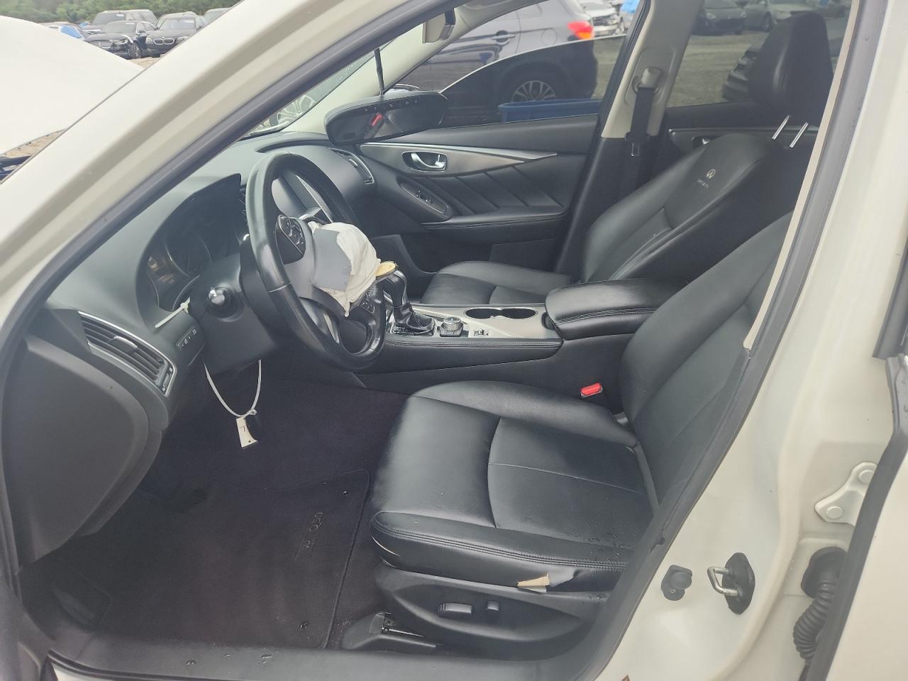 2014 Infiniti Q50 Base VIN: JN1BV7AP6EM671058 Lot: 82228085