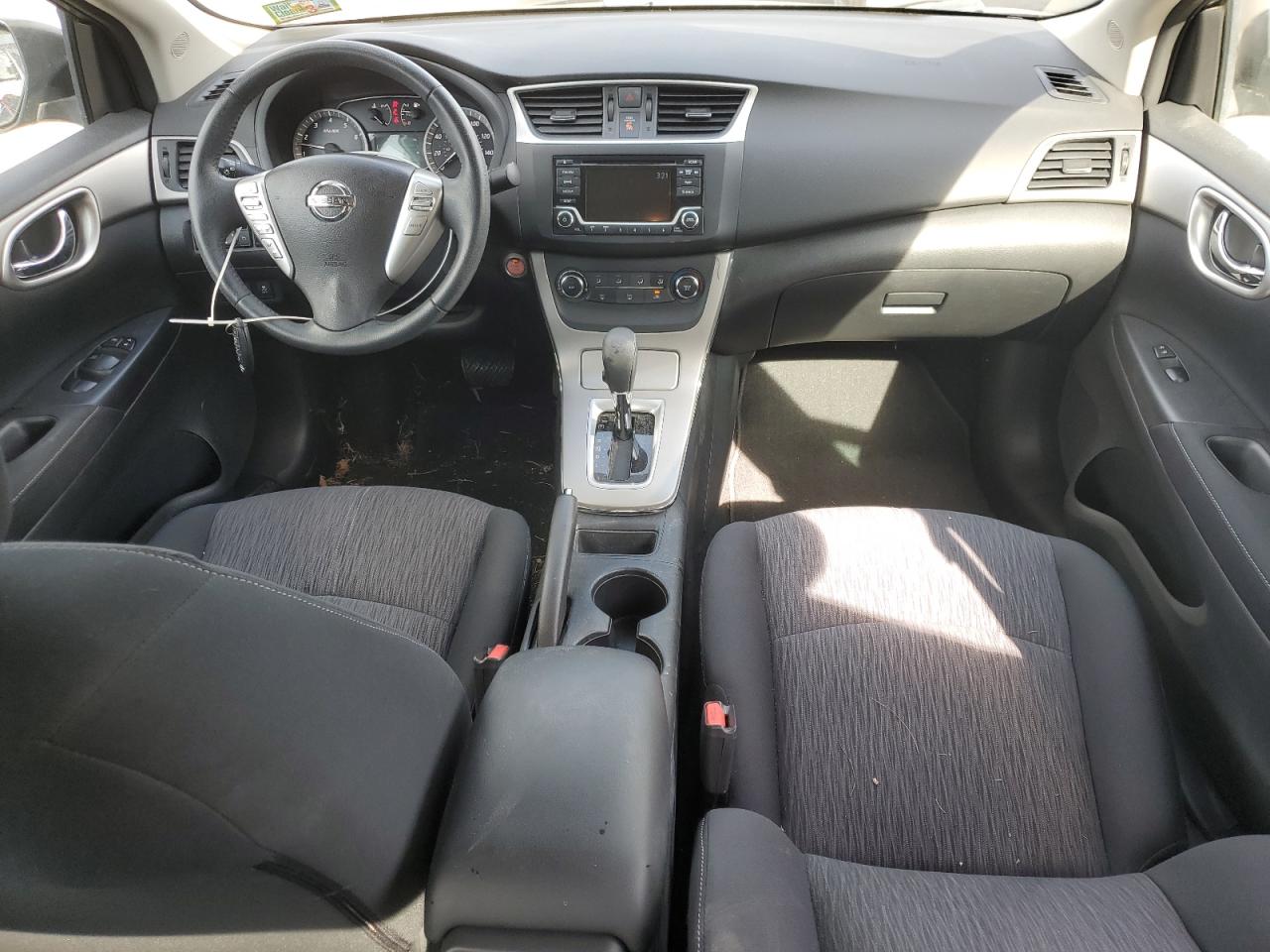 2015 Nissan Sentra S VIN: 3N1AB7AP9FL692096 Lot: 84059385