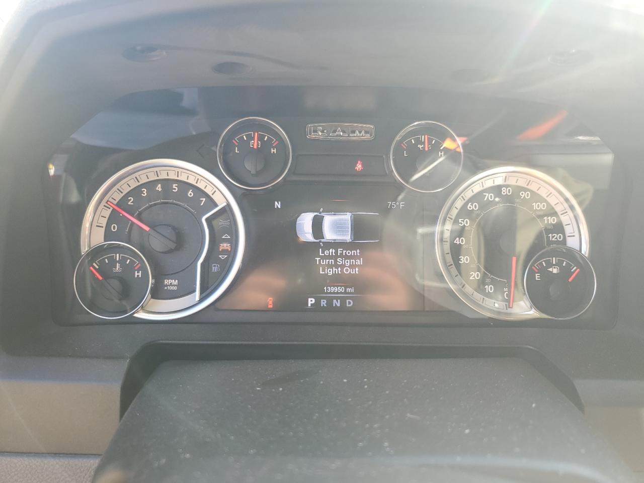 2017 Ram 1500 Slt VIN: 3C6RR7LT9HG688087 Lot: 85373835