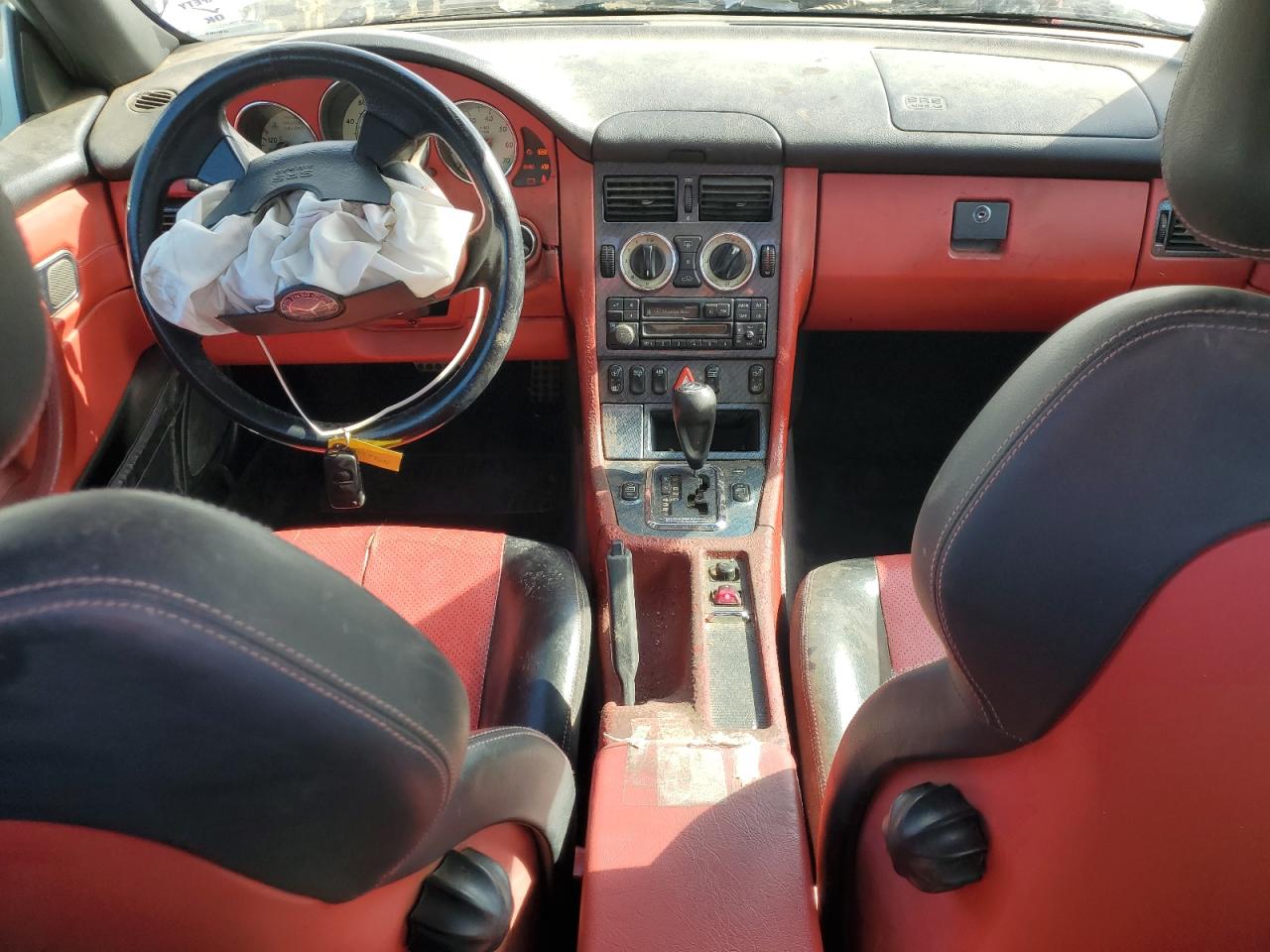 1998 Mercedes-Benz Slk 230 Kompressor VIN: WDBKK47F3WF032224 Lot: 81999695