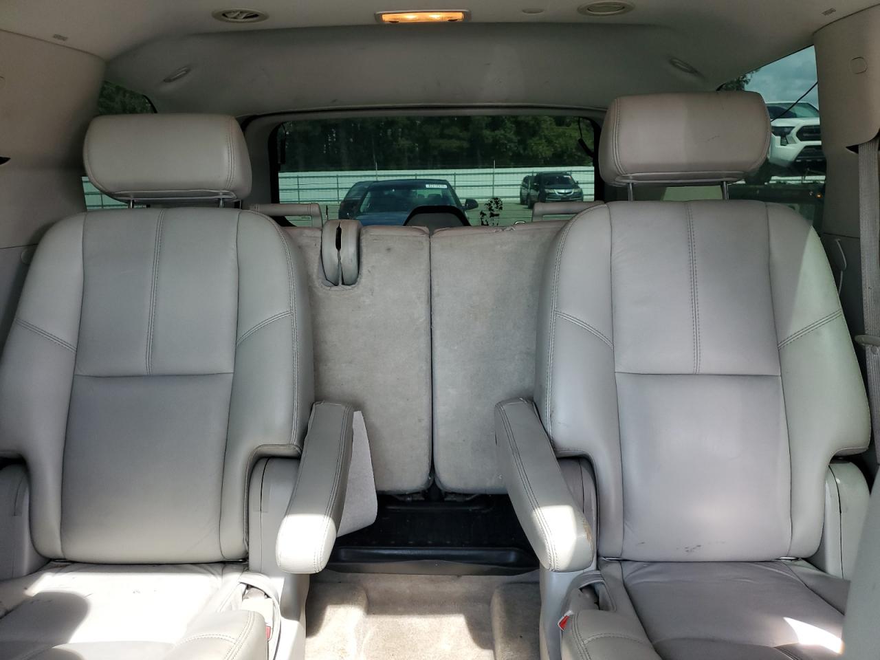 2007 Chevrolet Tahoe C1500 VIN: 1GNFC13J27R108838 Lot: 85270265