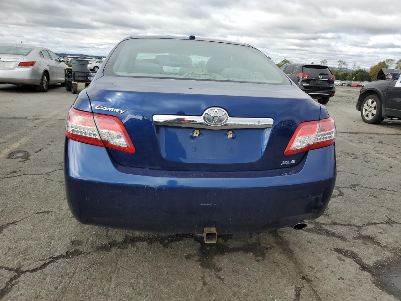 2010 Toyota Camry Base VIN: 4T1BF3EK5AU567328 Lot: 82441105