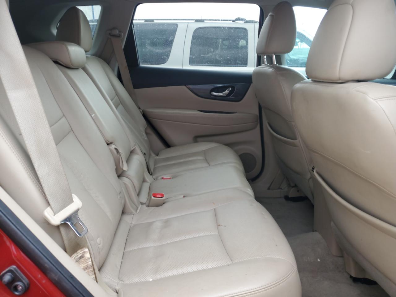 2015 Nissan Rogue S VIN: 5N1AT2MV2FC828552 Lot: 84772125