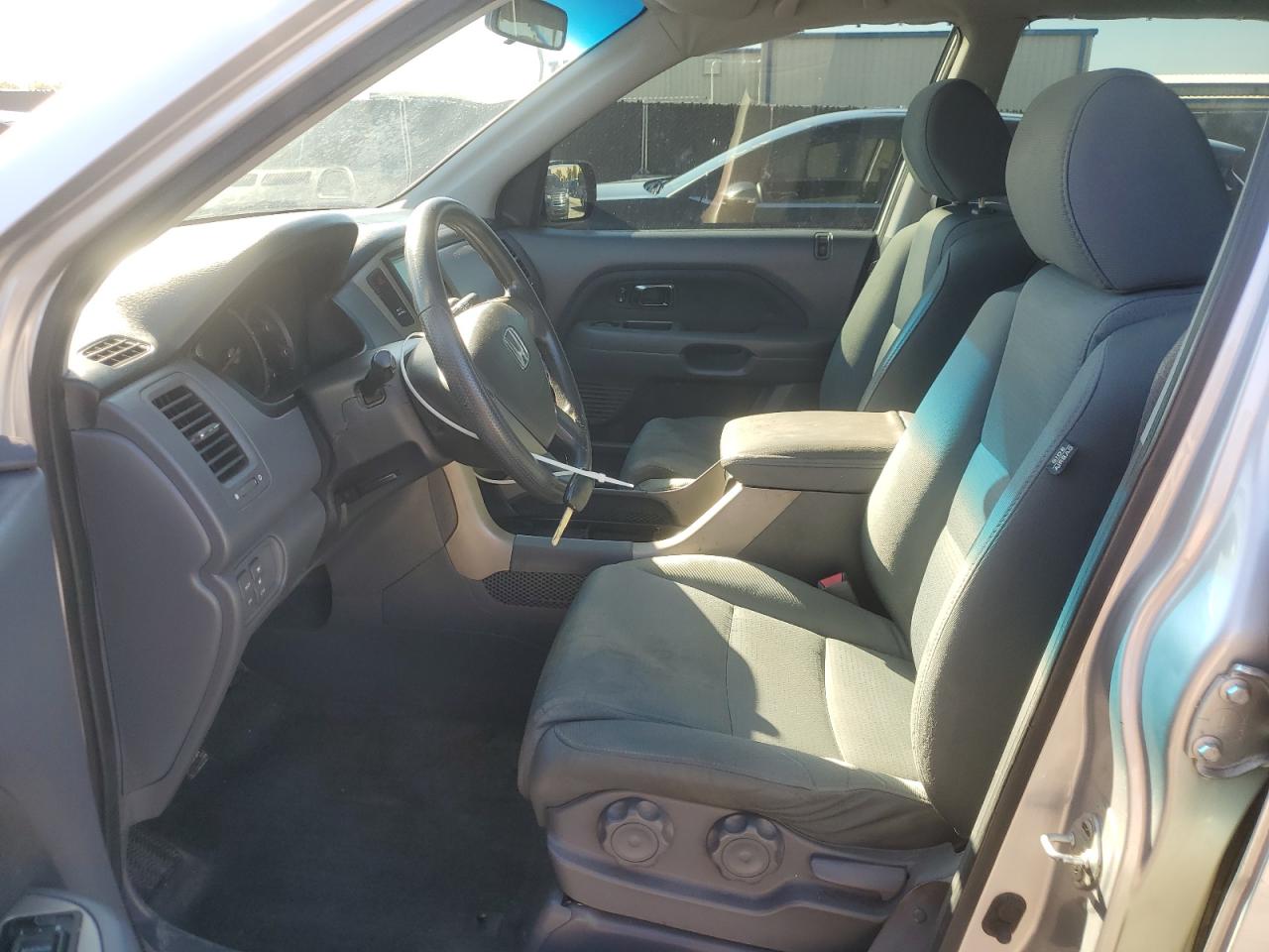 2007 Honda Pilot Lx VIN: 5FNYF28117B045101 Lot: 86882065