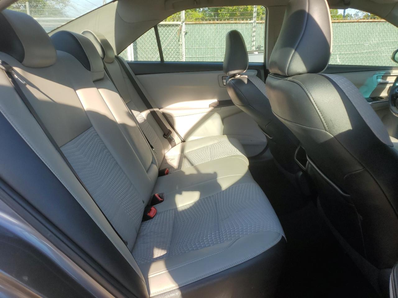 2015 Toyota Camry Le VIN: 4T1BF1FK7FU088662 Lot: 82300365