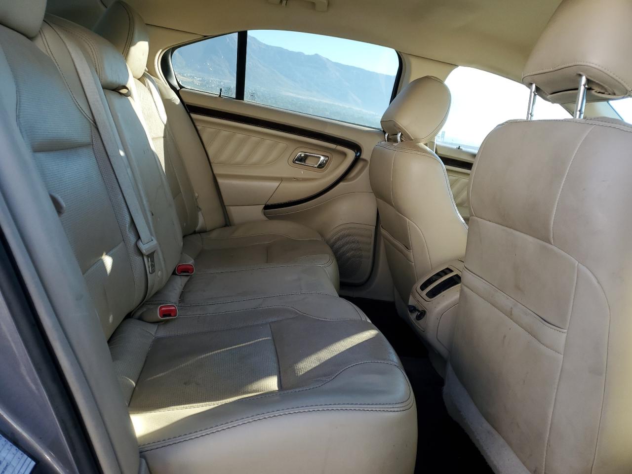 2014 Ford Taurus Limited VIN: 1FAHP2F82EG179606 Lot: 82324985