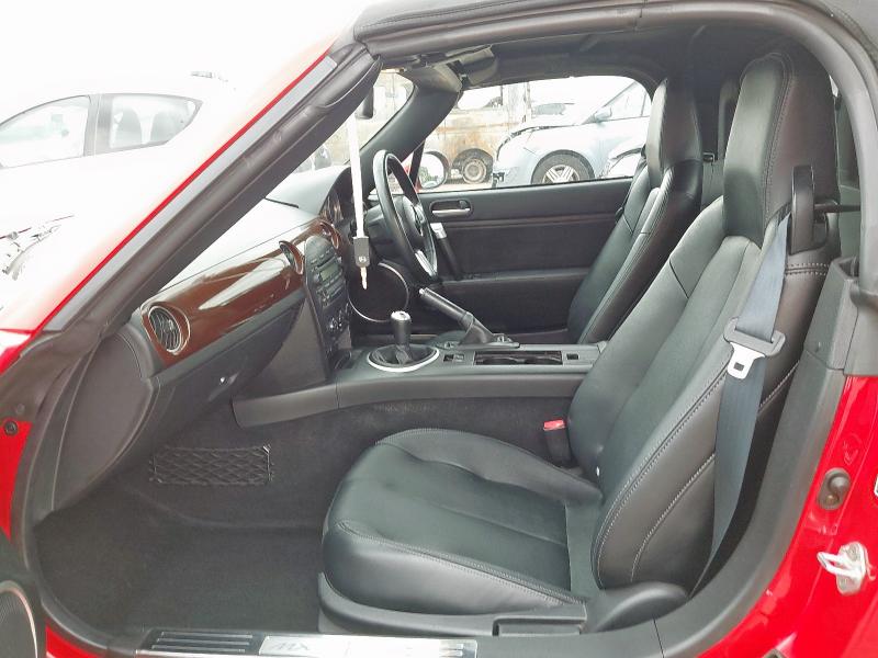2005 MAZDA MX-5 SPORT 