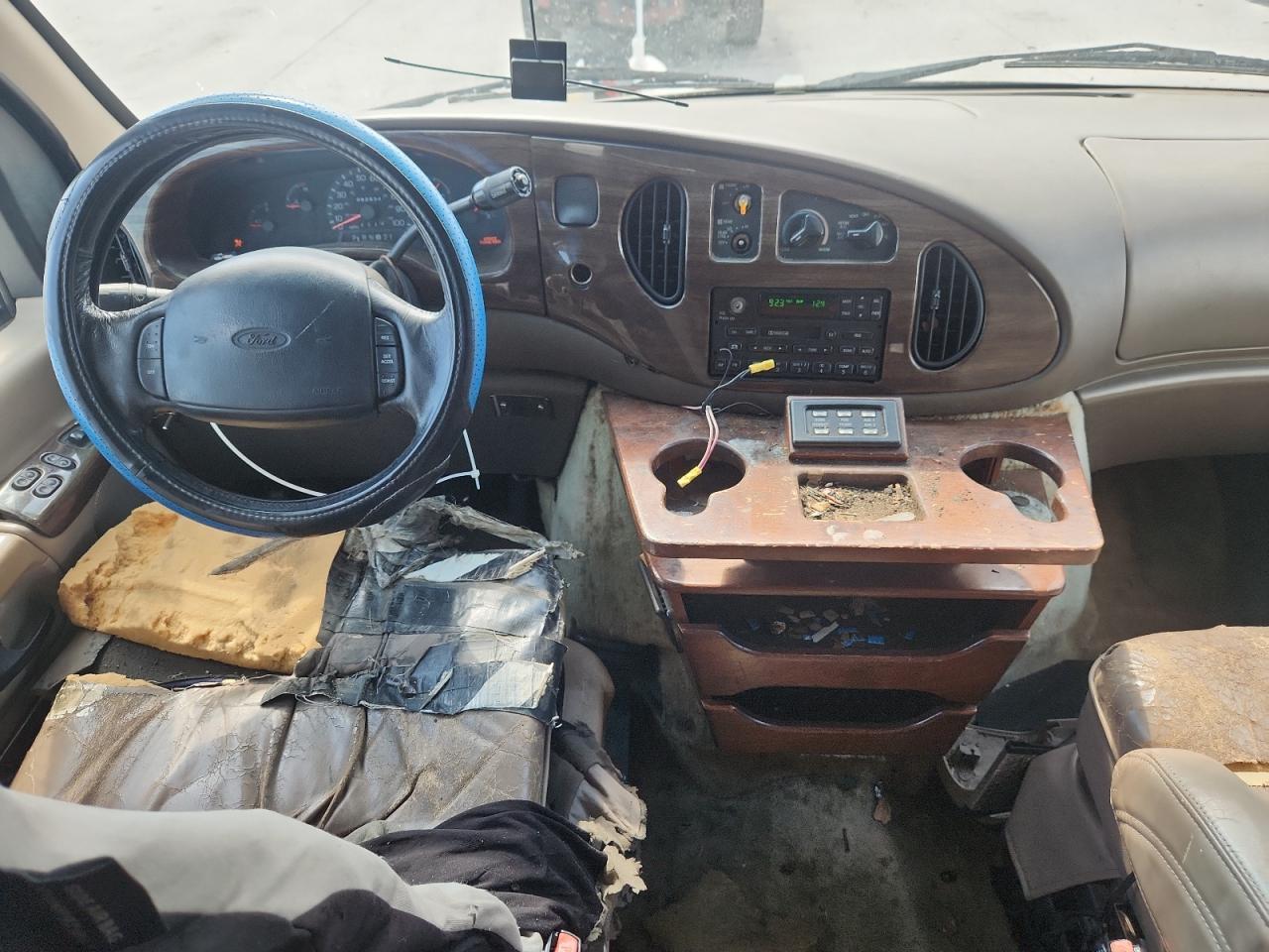 1999 Ford Econoline E150 Van VIN: 1FDRE14LXXHB69162 Lot: 82242285