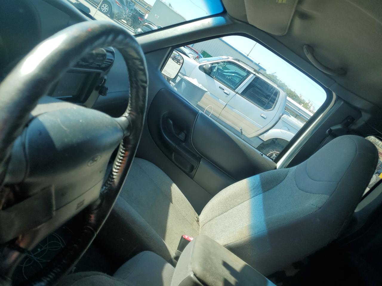 2000 Ford Ranger Super Cab VIN: 1FTYR14V4YPA83620 Lot: 85870185