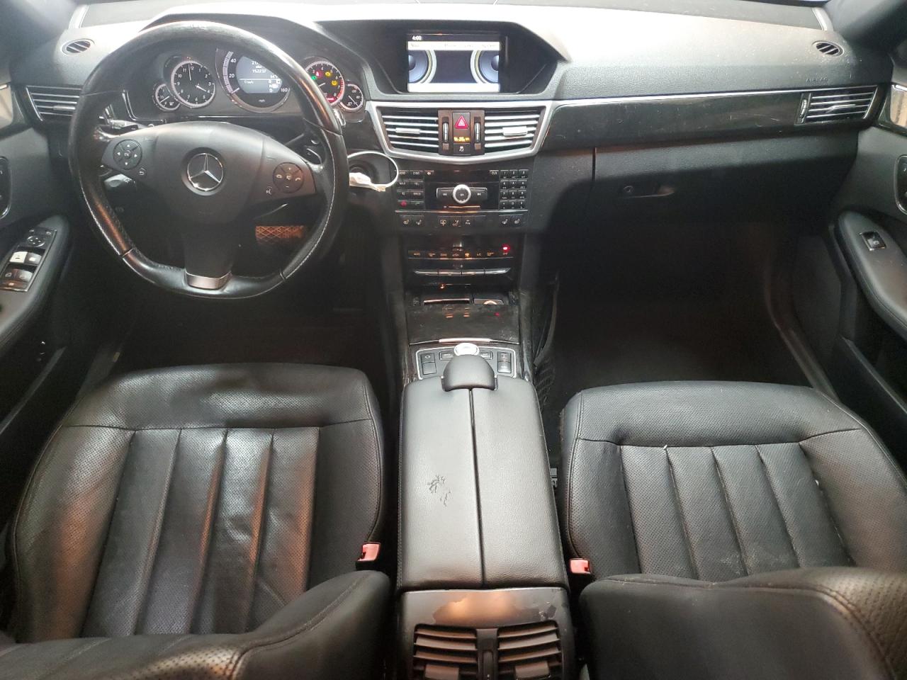 2010 Mercedes-Benz E 550 VIN: WDDHF7CB2AA031081 Lot: 82192935