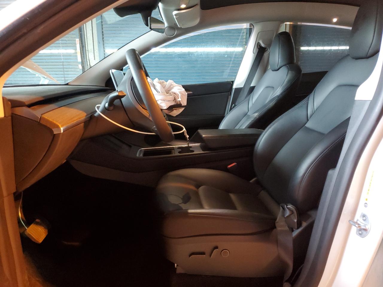 2023 Tesla Model Y VIN: 7SAYGDEE7PF742114 Lot: 82708475