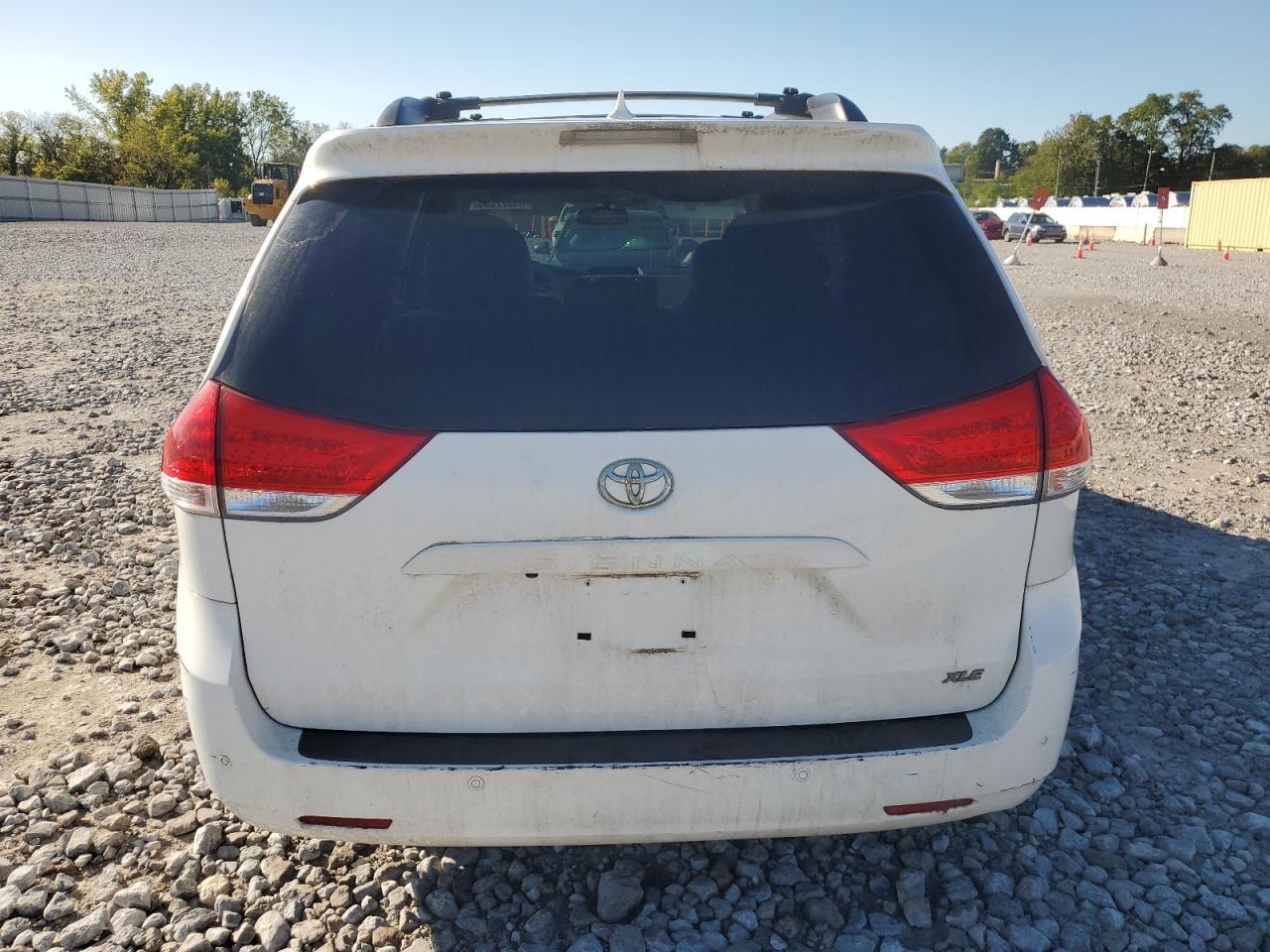 2011 Toyota Sienna Xle VIN: 5TDYK3DC7BS019857 Lot: 85322855