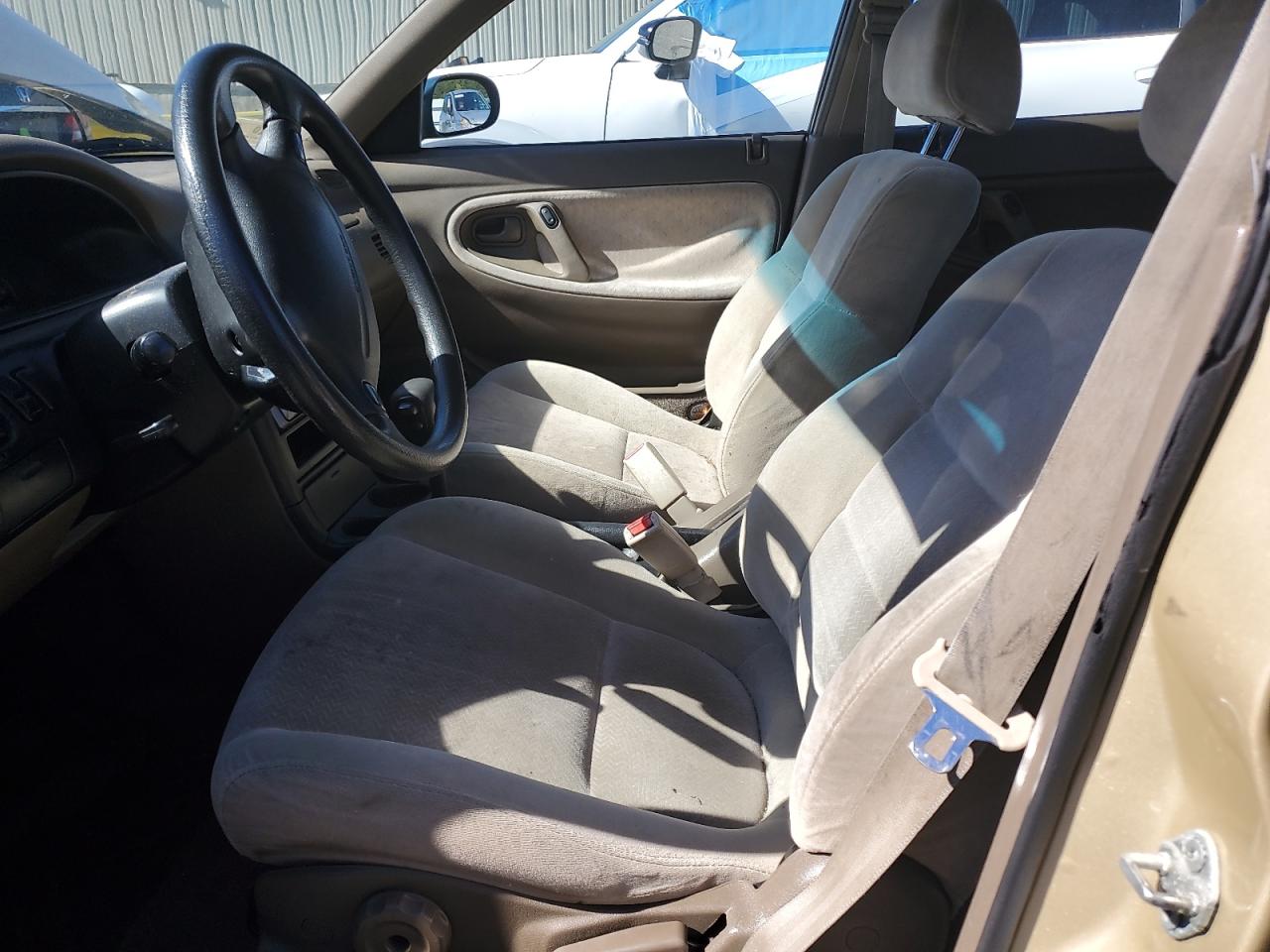 1995 Mazda 626 Dx VIN: 1YVGE22C3S5340455 Lot: 84890065