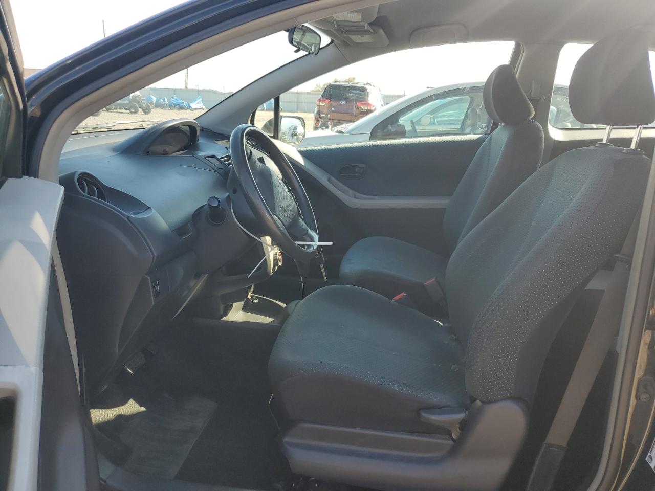 2007 Toyota Yaris VIN: JTDJT923775119250 Lot: 84407785