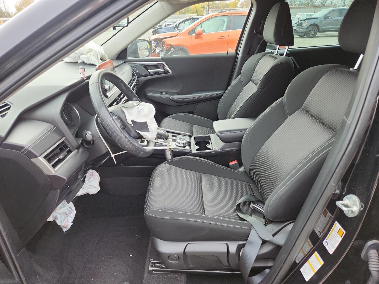 2023 Mitsubishi Outlander Es VIN: JA4J4TA86PZ007582 Lot: 90859335