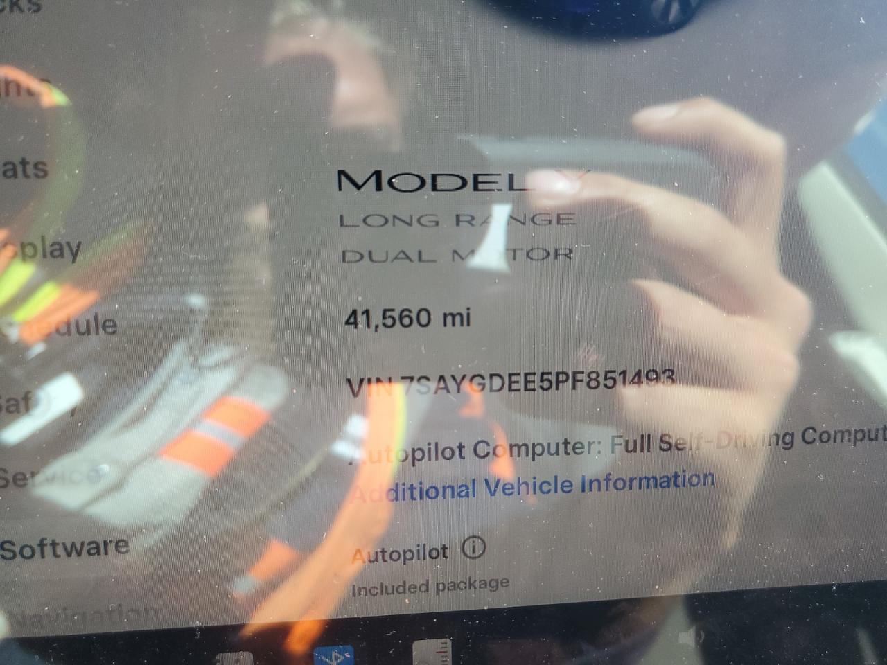 2023 Tesla Model Y VIN: 7SAYGDEE5PF851493 Lot: 87118245