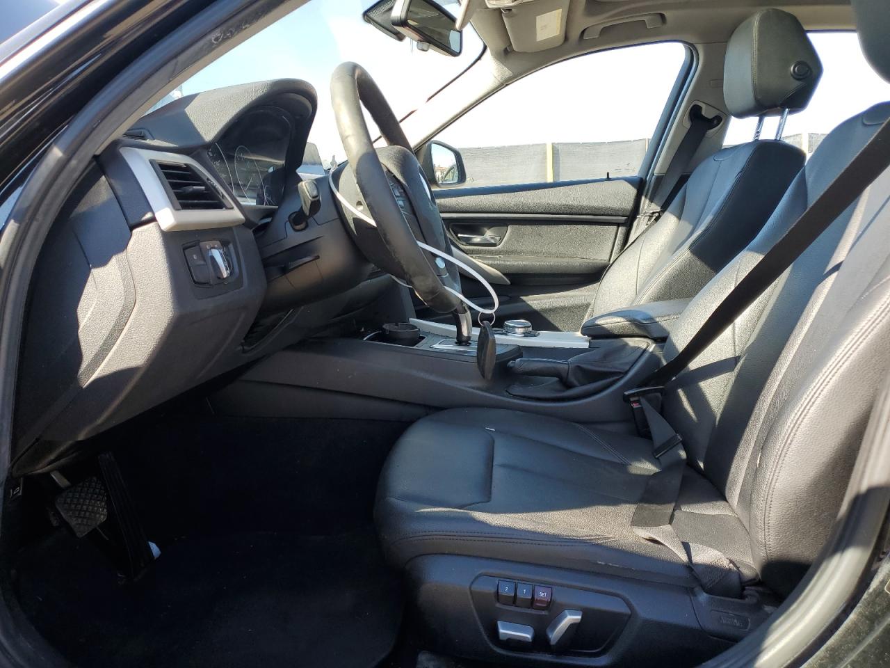 2016 BMW 320 Xi VIN: WBA8E5G57GNT41506 Lot: 82303865