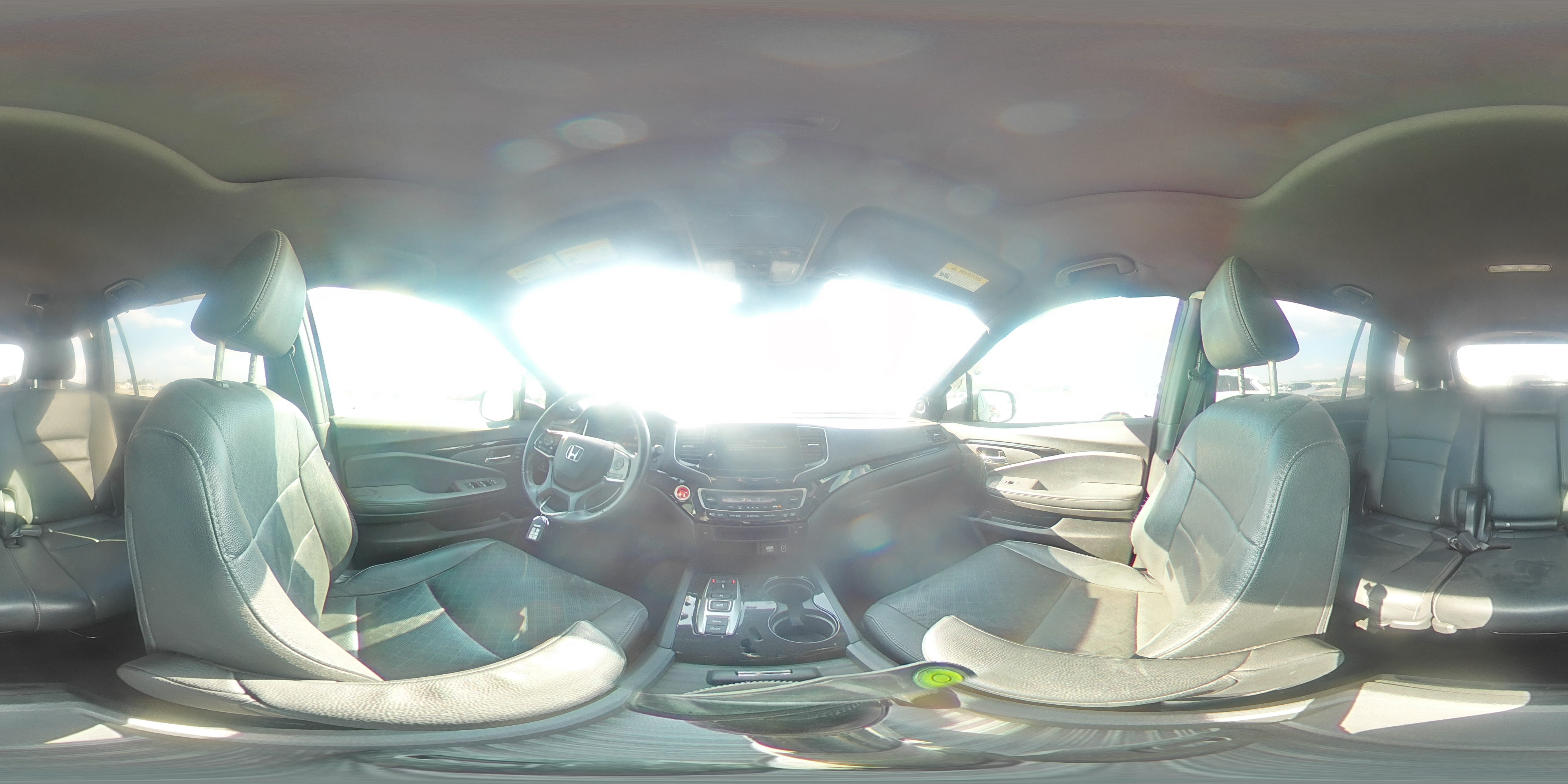 2021 Honda Passport Touring VIN: 5FNYF7H98MB010750 Lot: 82175355