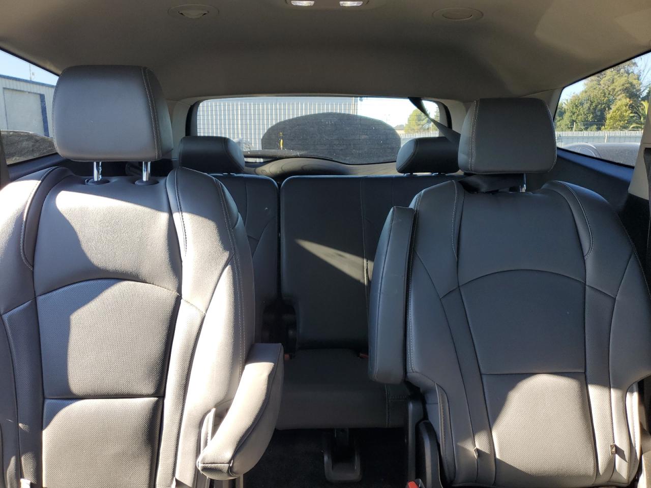 2019 Buick Enclave Essence VIN: 5GAERBKW0KJ186033 Lot: 90456485