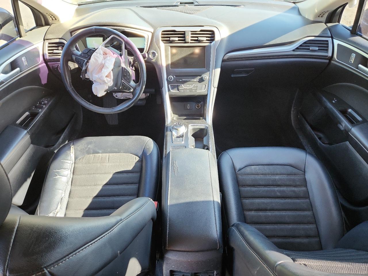 2017 Ford Fusion Se VIN: 3FA6P0H70HR371992 Lot: 85372425