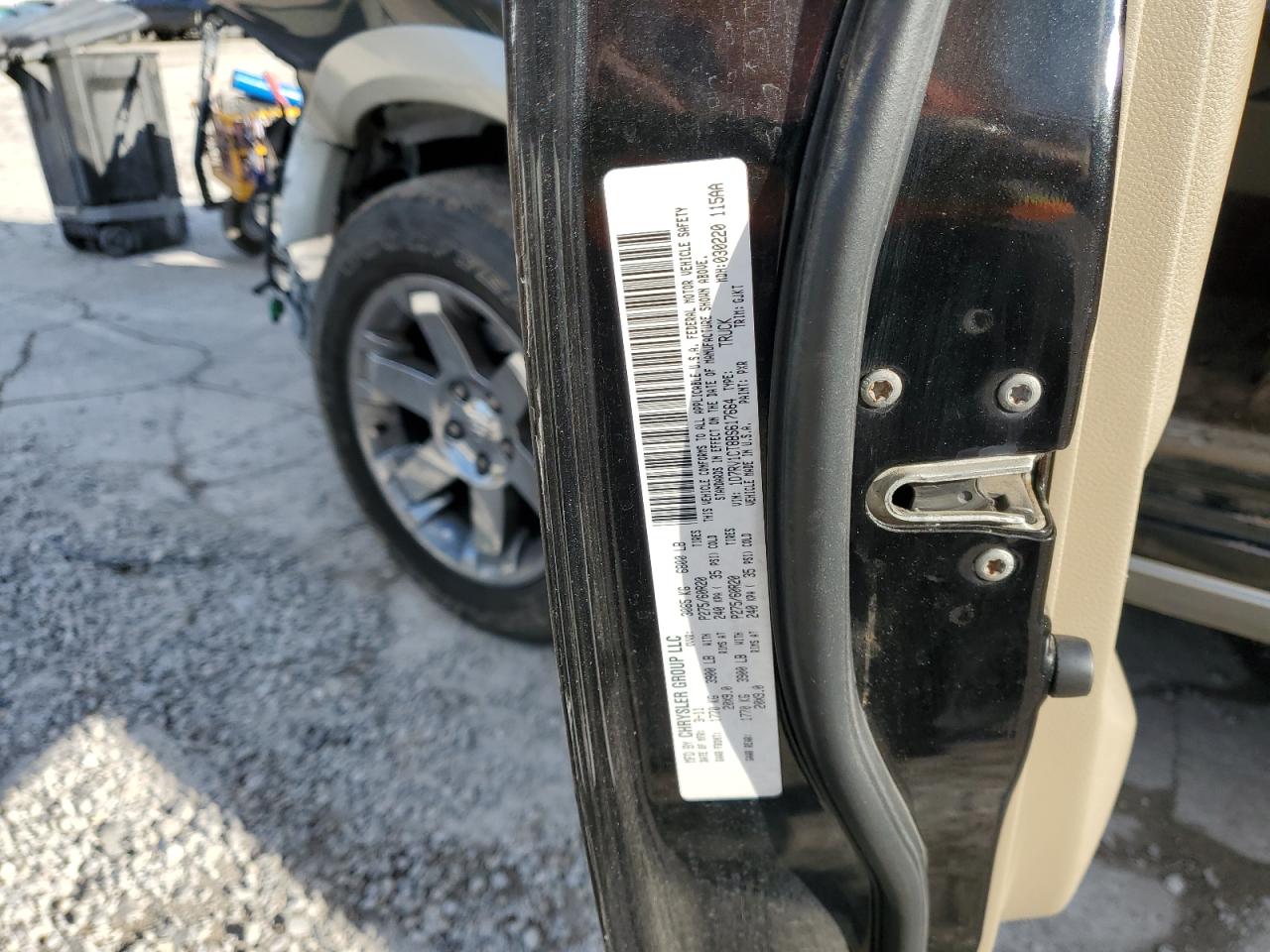 2011 Dodge Ram 1500 VIN: 1D7RV1CT8BS617664 Lot: 89539665