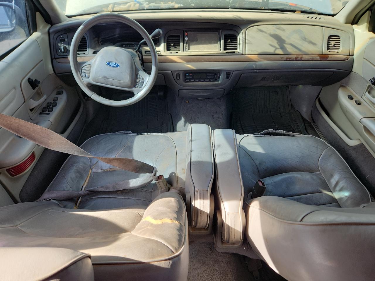 2002 Ford Crown Victoria Lx VIN: 2FAFP74W82X100516 Lot: 90786555