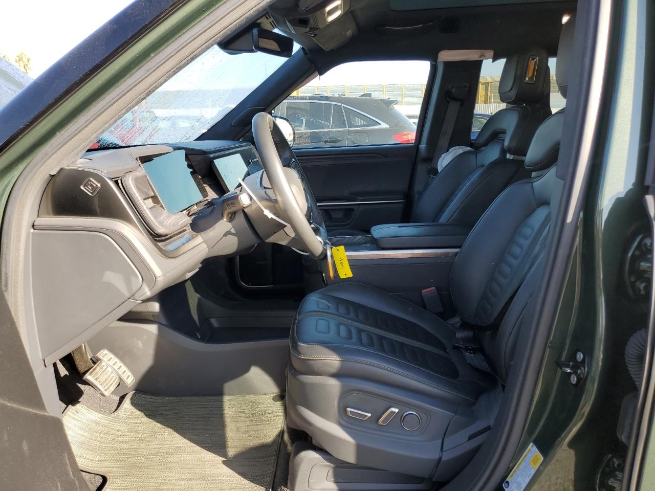 2022 Rivian R1S Launch Edition VIN: 7PDSGABL9NN001782 Lot: 85540175