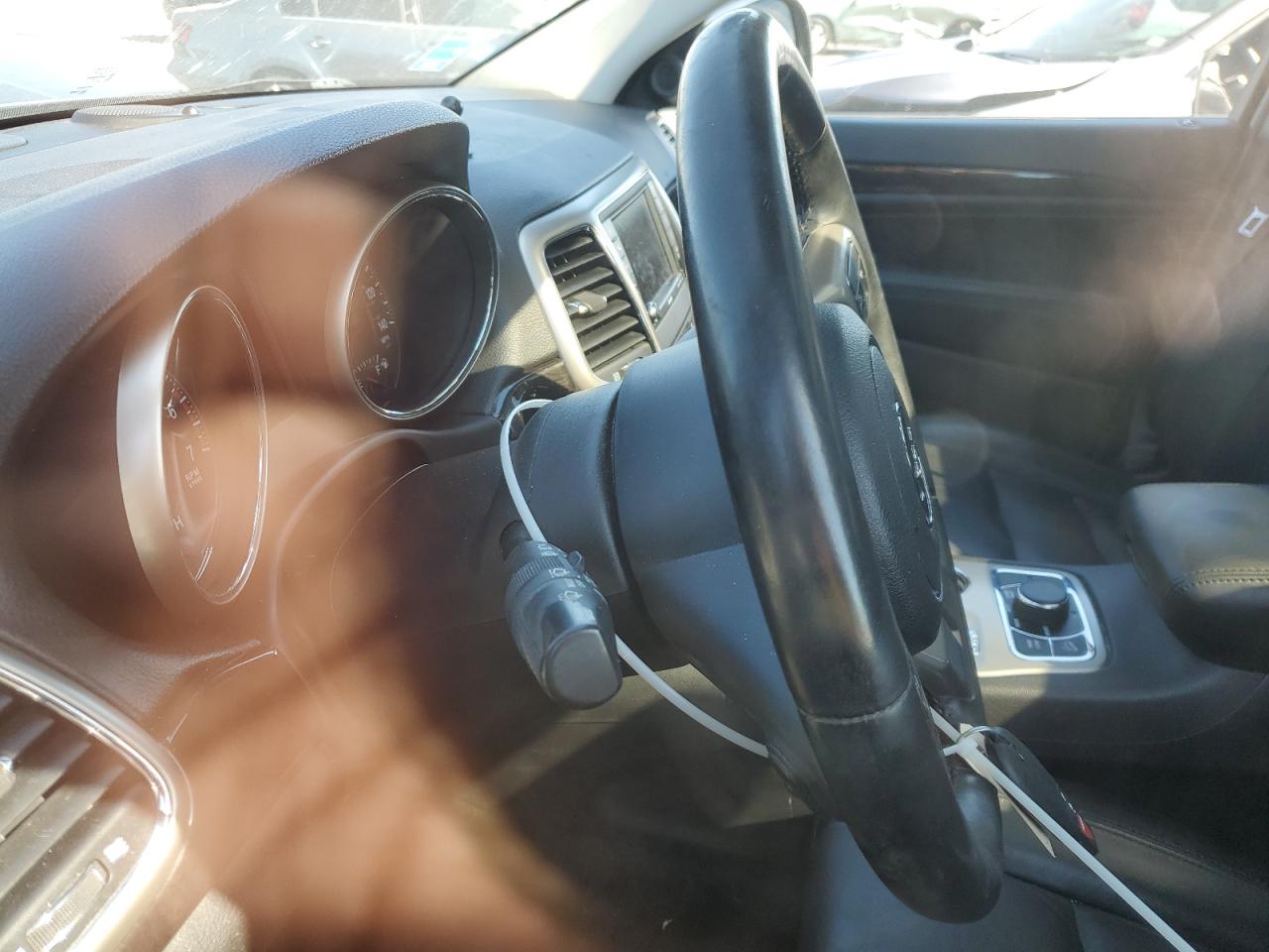 2012 Jeep Grand Cherokee Laredo VIN: 1C4RJFAT4CC226321 Lot: 82360995