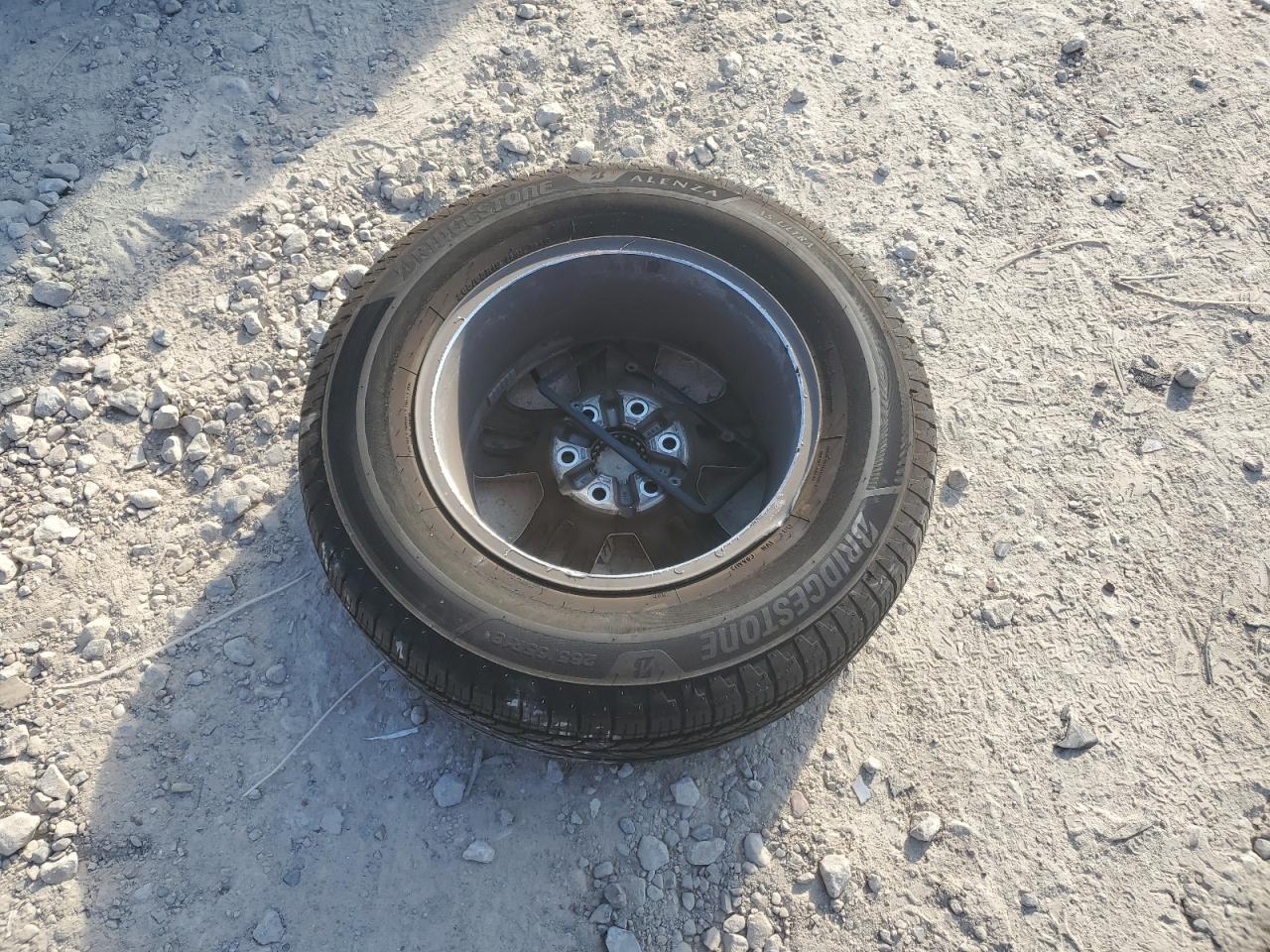 2018 Chevrolet Suburban C1500 Lt VIN: 1GNSCHKC2JR349932 Lot: 82451525