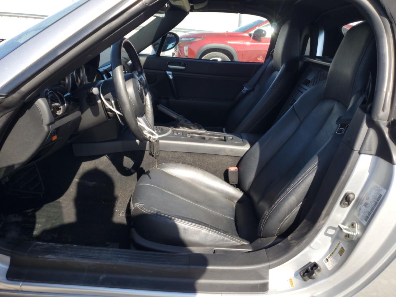 2007 Mazda Mx-5 Miata VIN: JM1NC25F570130999 Lot: 81805865