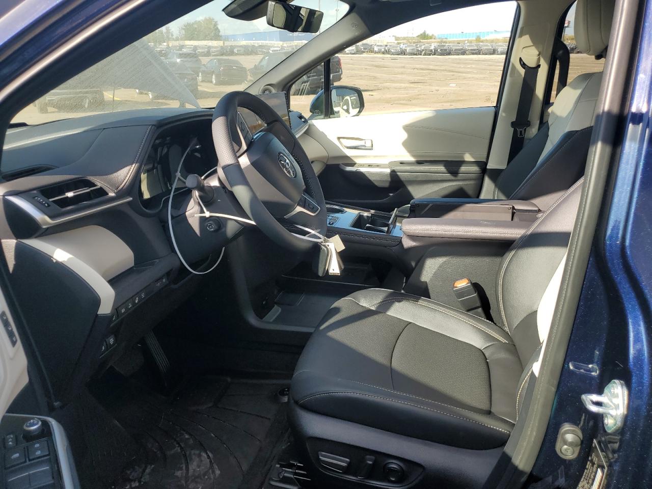 2025 Toyota Sienna Limited VIN: 5TDESKFC5SS214138 Lot: 84809055