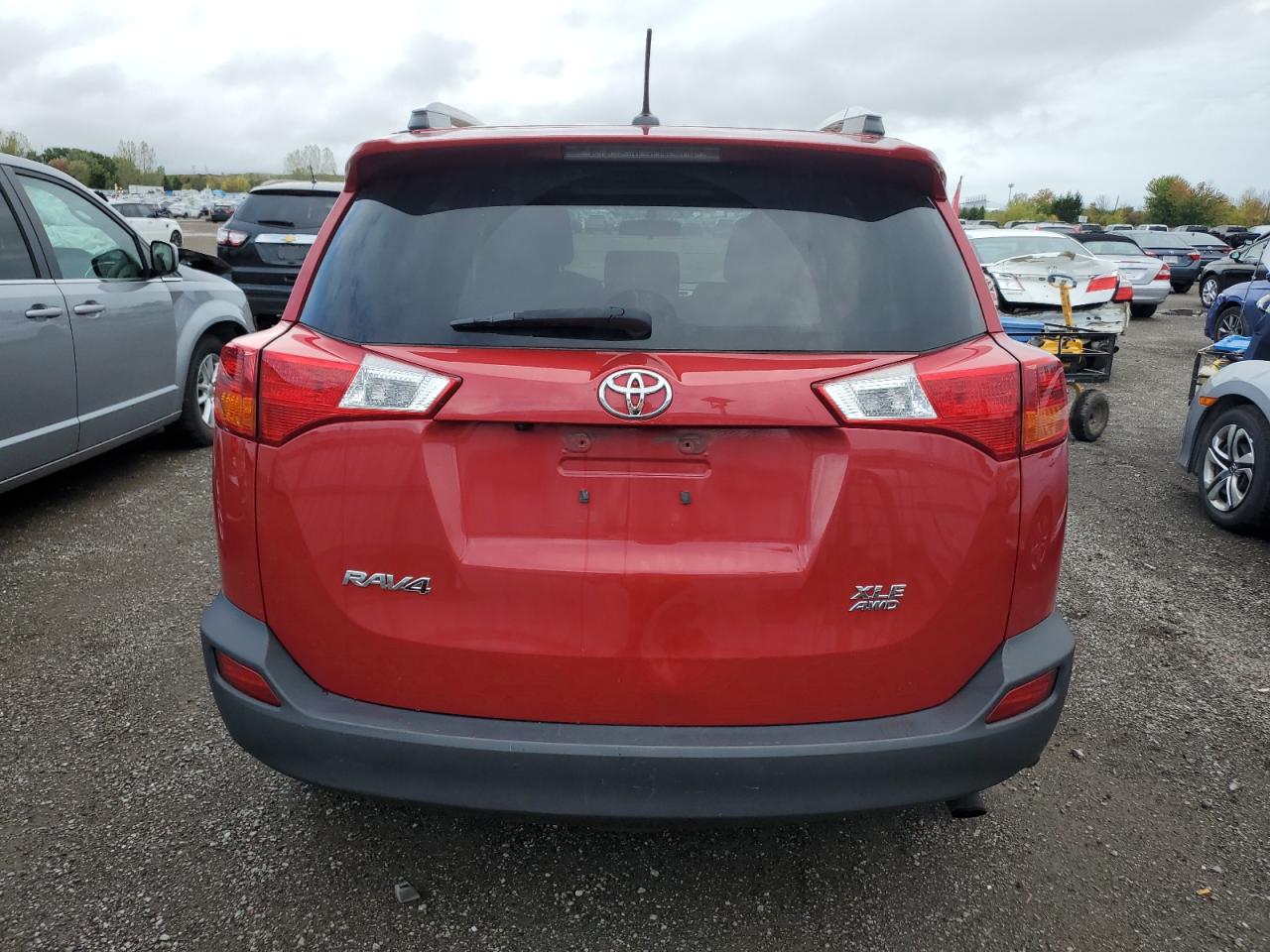 2015 Toyota Rav4 Xle VIN: 2T3RFREV8FW370647 Lot: 84809845