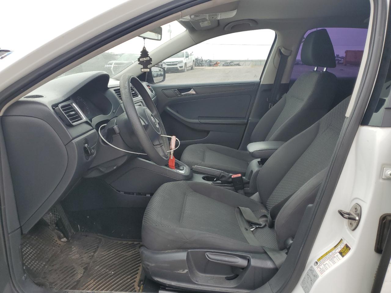 2014 Volkswagen Jetta Base VIN: 3VW2K7AJ0EM323159 Lot: 85927535