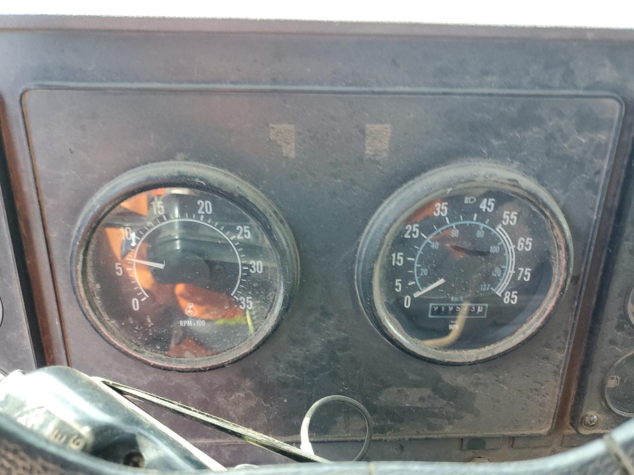 1987 International 9370 F9370 VIN: 2HSFBGUR9HC088046 Lot: 84574145