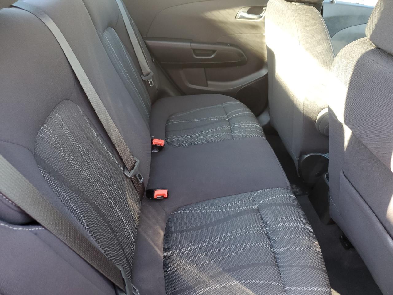 2020 Chevrolet Sonic Lt VIN: 1G1JD5SB2L4132932 Lot: 90825175