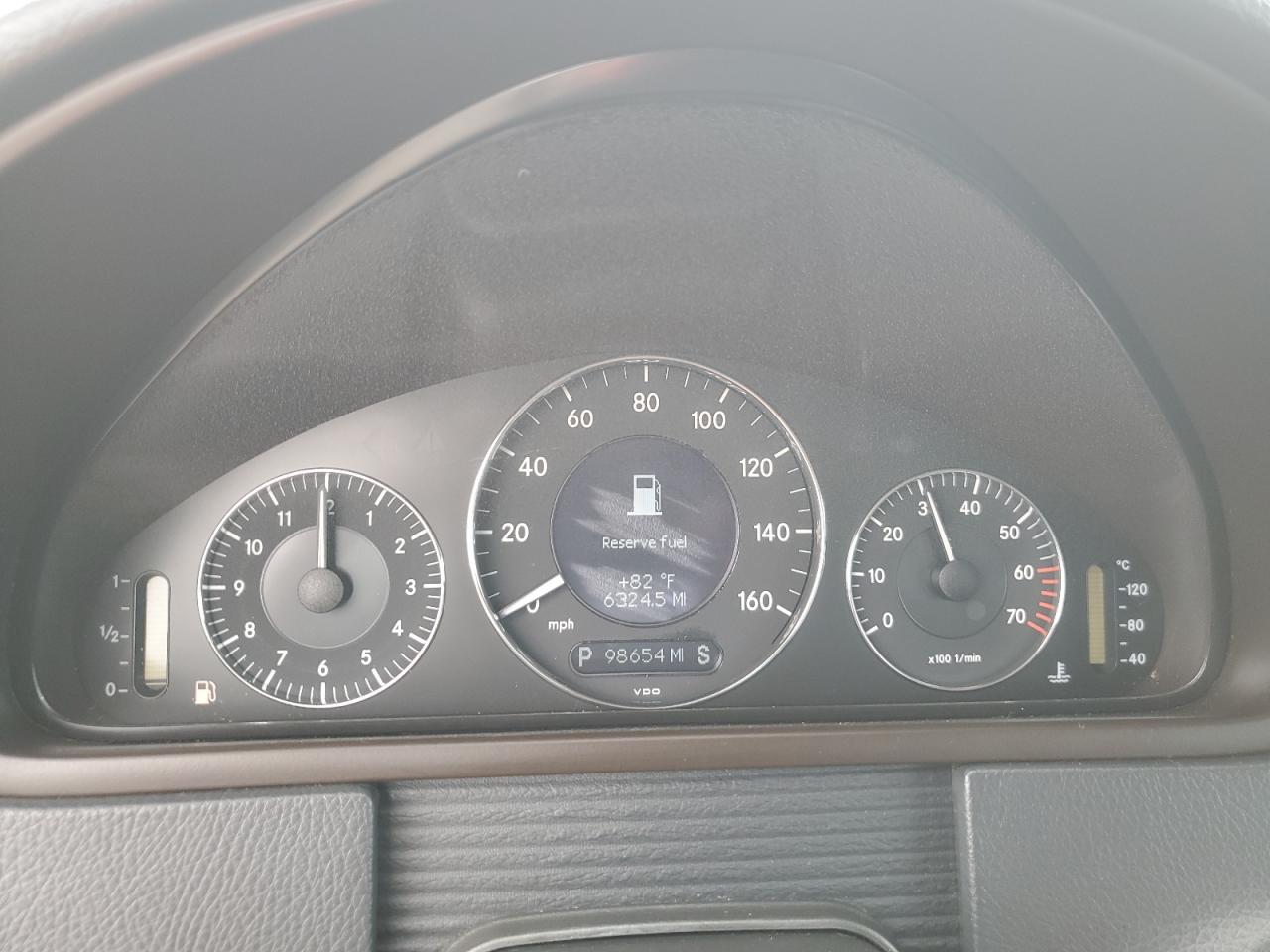 2004 Mercedes-Benz Clk 500 VIN: WDBTK75G44T022771 Lot: 86141175