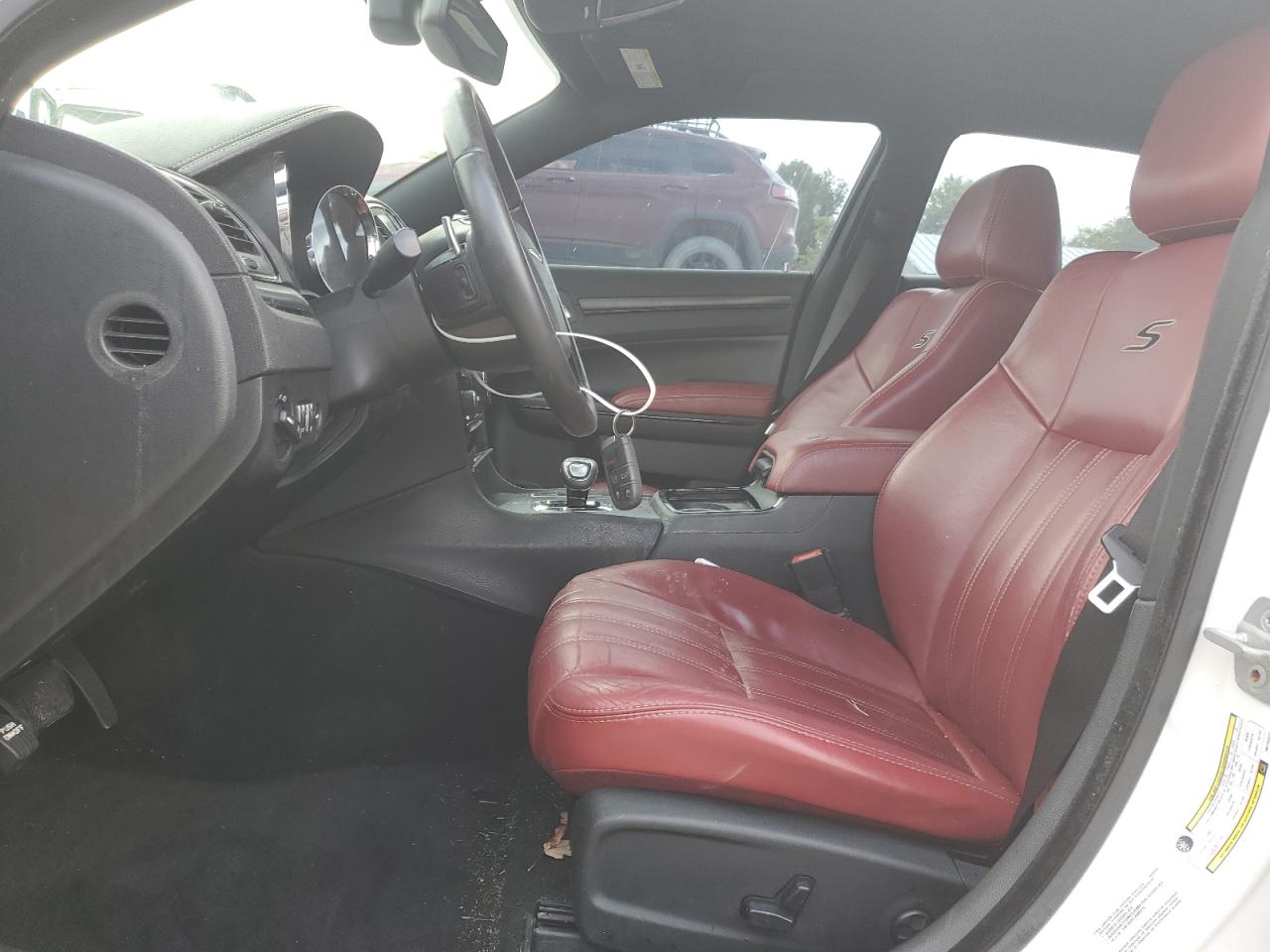 2013 Chrysler 300 S VIN: 2C3CCABG9DH745422 Lot: 85173535