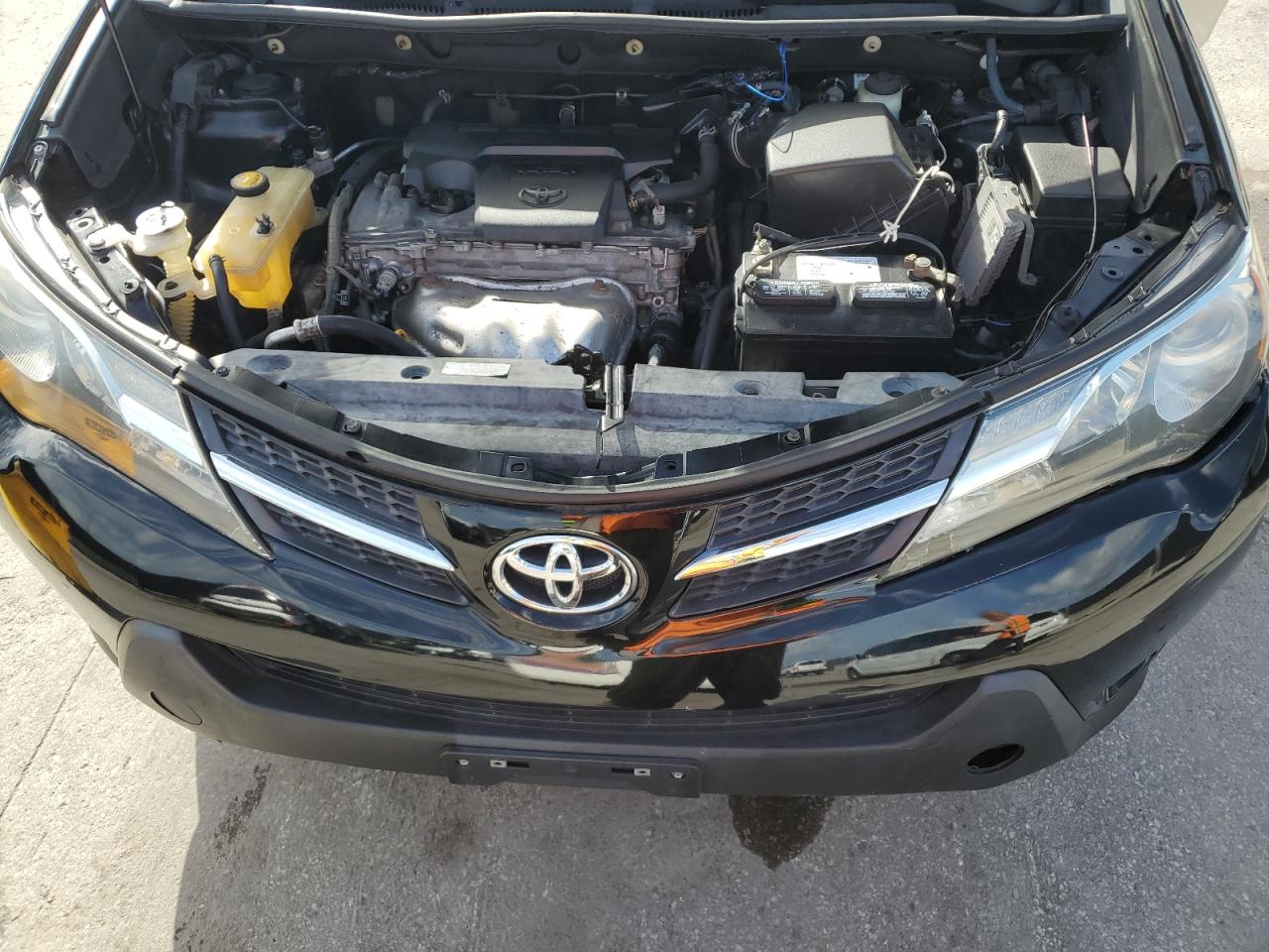 2015 Toyota Rav4 Le VIN: 2T3BFREV0FW338891 Lot: 85121035