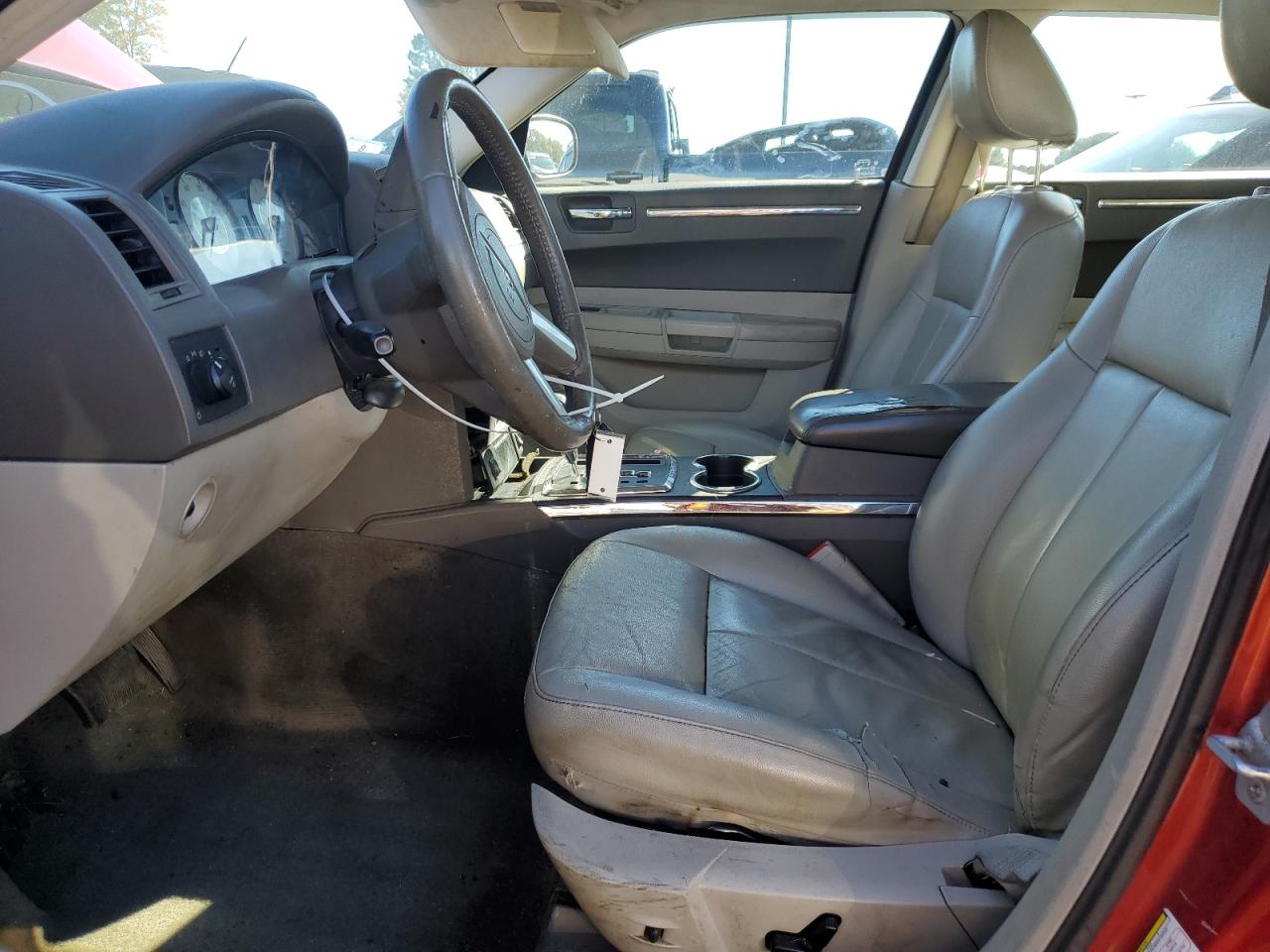 2008 Chrysler 300 Touring VIN: 2C3KK53G98H128838 Lot: 85338285