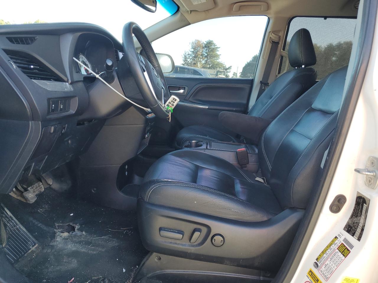 2016 Toyota Sienna Se VIN: 5TDXK3DC1GS766289 Lot: 85856505