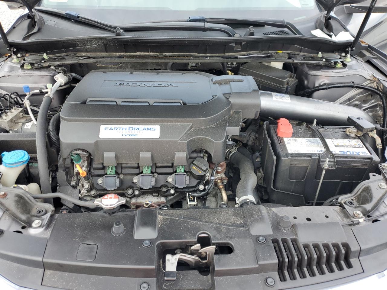 2016 Honda Accord Exl VIN: 1HGCR3F00GA017088 Lot: 85733995